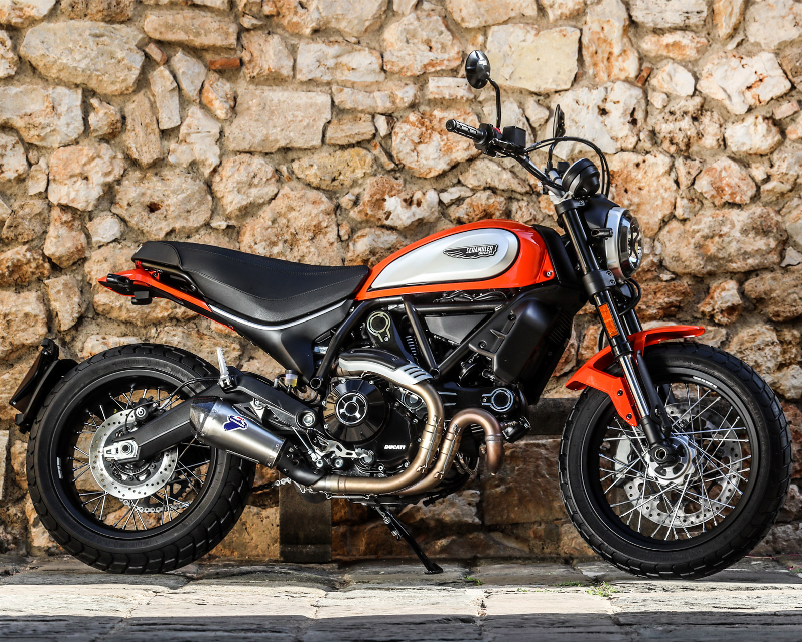 Ducati scrambler icon deals custom